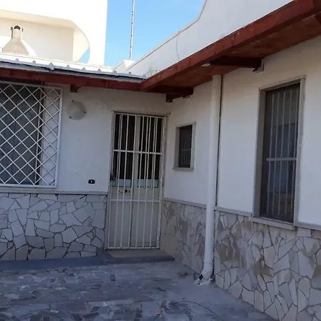 White House Apartament Torre Rinalda